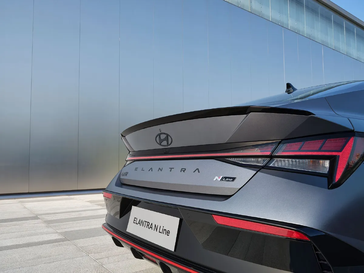 Hyundai Elantra,autocango,china used car exporter,china ev exporter,chinese used car exporter,chinese used ev exporter