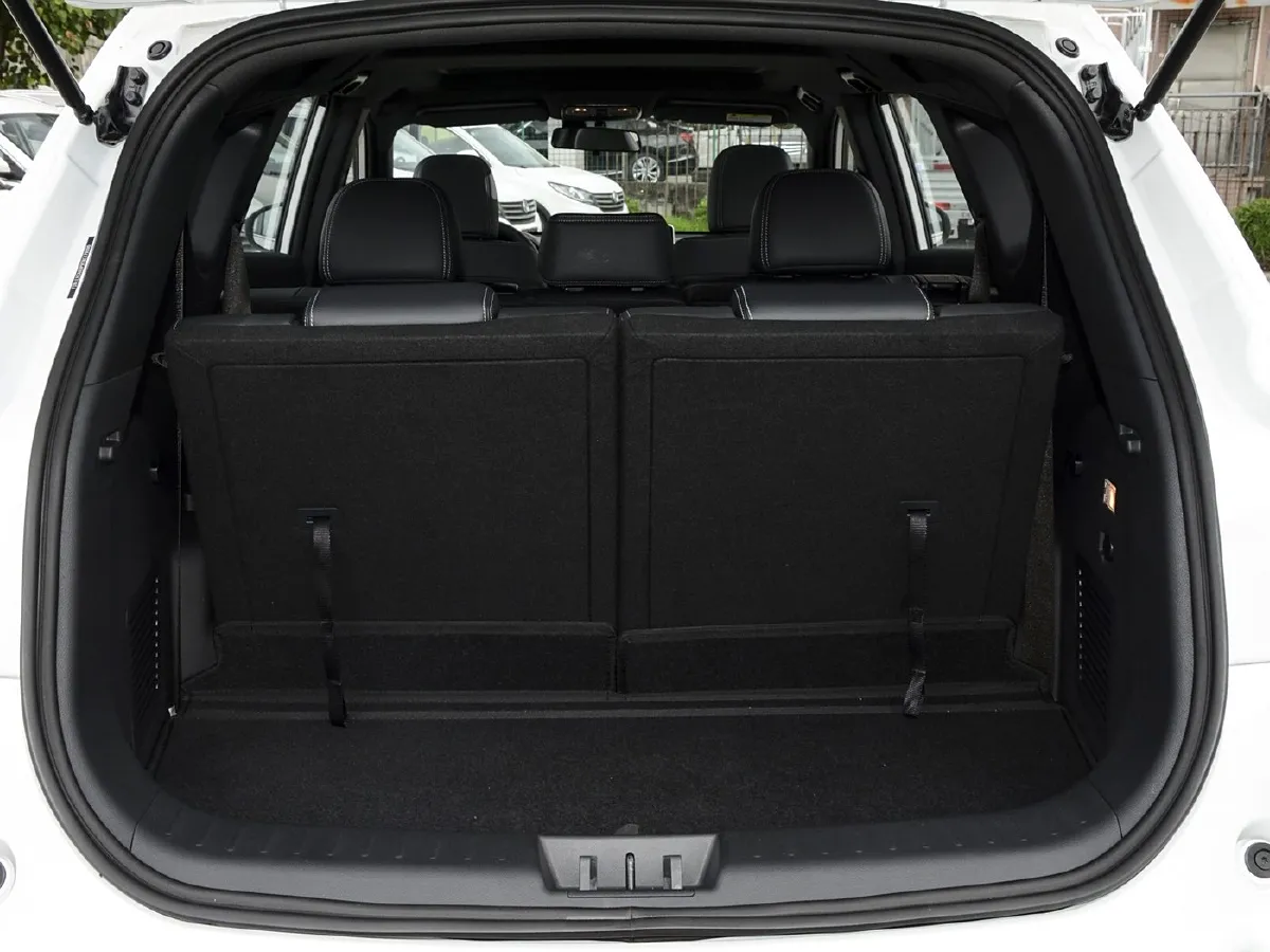 2020 DongFeng Fengon Fengon 580 Pro 1.5T 180HP L4 CVT,autocango,china used car exporter,china ev exporter,chinese used car exporter,chinese used ev exporter