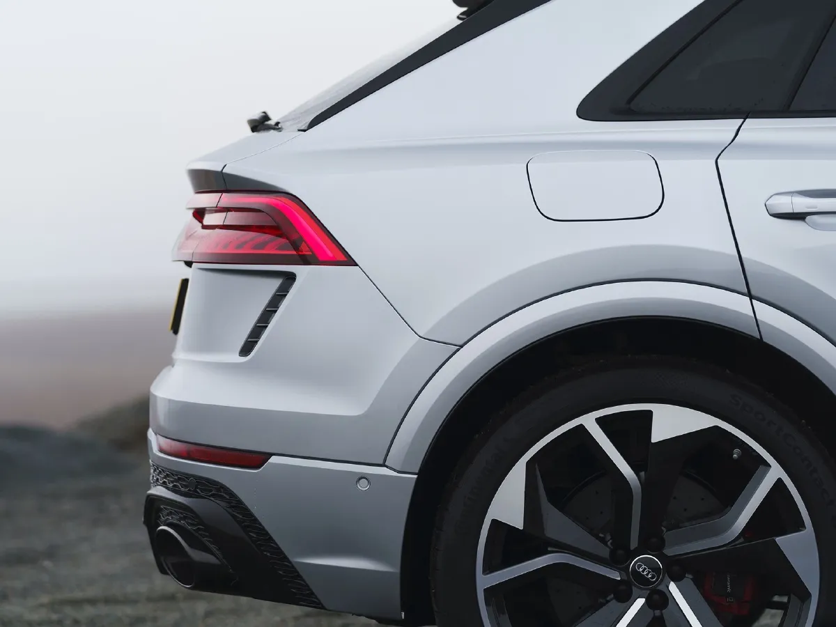 Audi RS Q8,autocango,china used car exporter,china ev exporter,chinese used car exporter,chinese used ev exporter