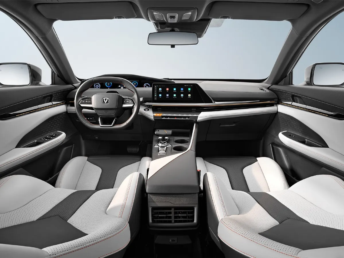 ChangAn UNI-V iDD,autocango,china used car exporter,china ev exporter,chinese used car exporter,chinese used ev exporter ChangAn UNI-V iDD,autocango,china used car exporter,china ev exporter,chinese used car exporter,chinese used ev exporter