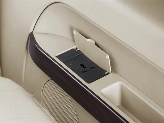 JinBei Grace,autocango,china used car exporter,china ev exporter,chinese used car exporter,chinese used ev exporter JinBei Grace,autocango,china used car exporter,china ev exporter,chinese used car exporter,chinese used ev exporter