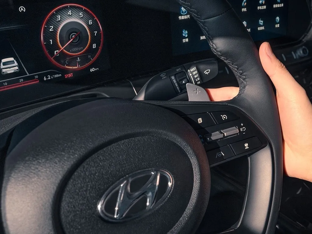 Hyundai La Festa,autocango,china used car exporter,china ev exporter,chinese used car exporter,chinese used ev exporter