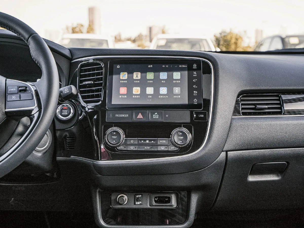 Mitsubishi Outlander,autocango,china used car exporter,china ev exporter,chinese used car exporter,chinese used ev exporter