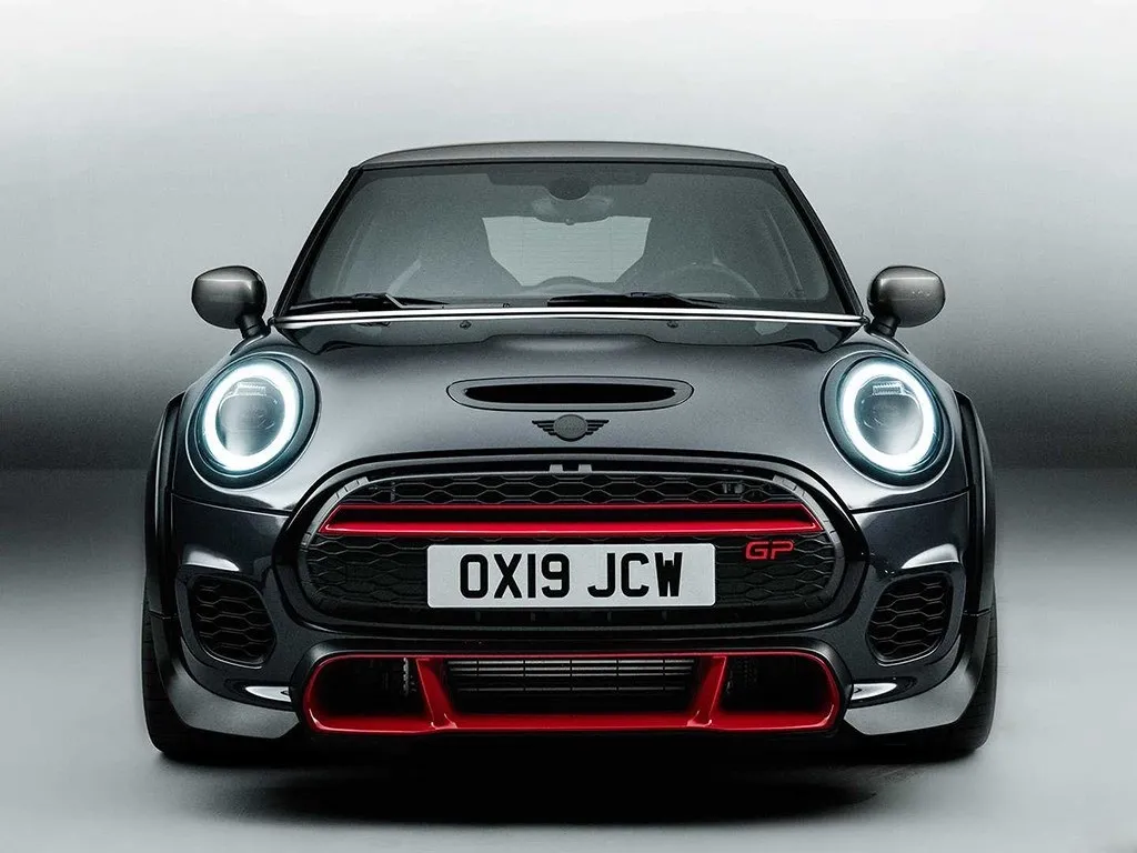 MINI JCW,autocango,china used car exporter,china ev exporter,chinese used car exporter,chinese used ev exporter