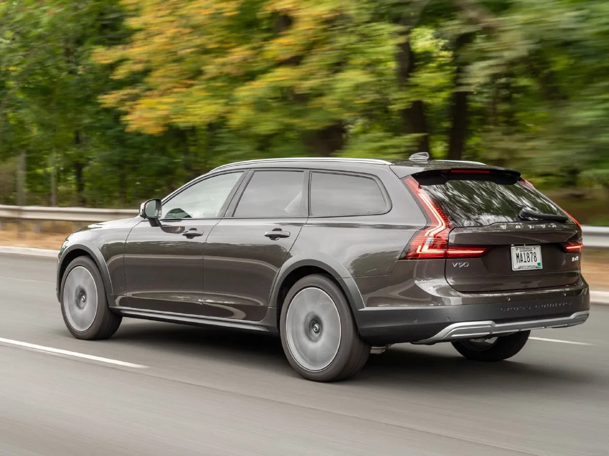 Volvo V90,autocango,china used car exporter,china ev exporter,chinese used car exporter,chinese used ev exporter