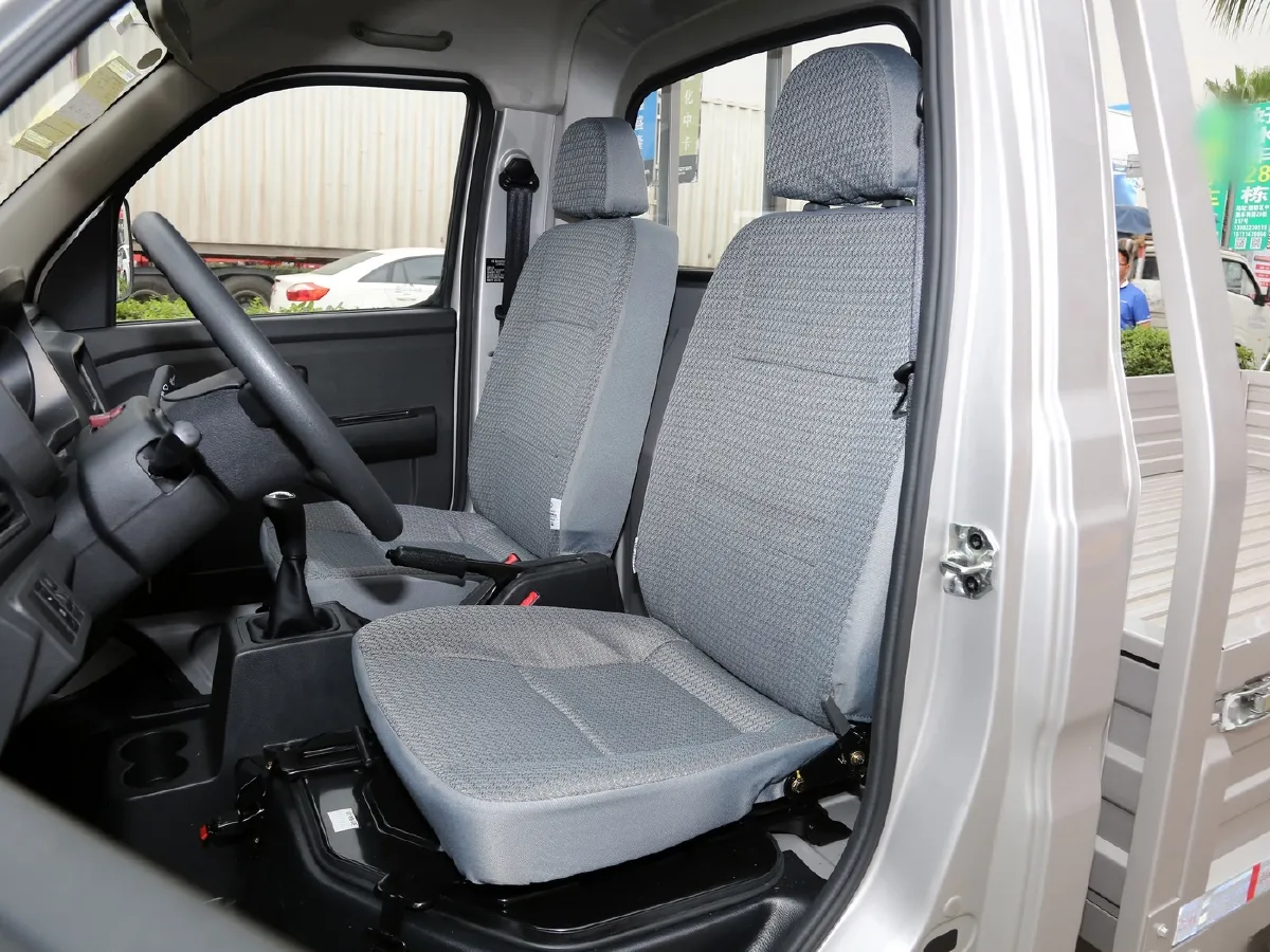 2021 ChangAn KuaYue New Leopard T1 1.3L 91HP L4 5MT,autocango,china used car exporter,china ev exporter,chinese used car exporter,chinese used ev exporter