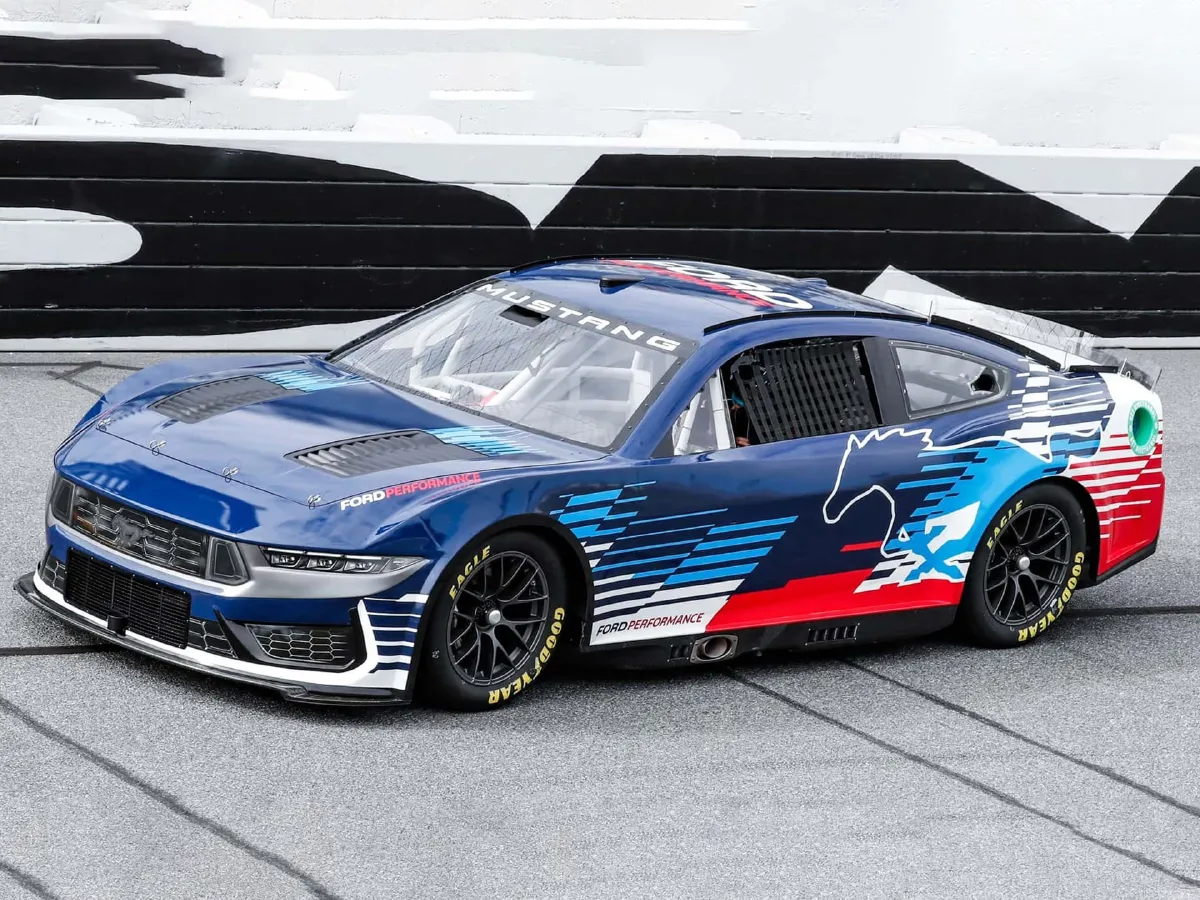 Ford Mustang,autocango,china used car exporter,china ev exporter,chinese used car exporter,chinese used ev exporter