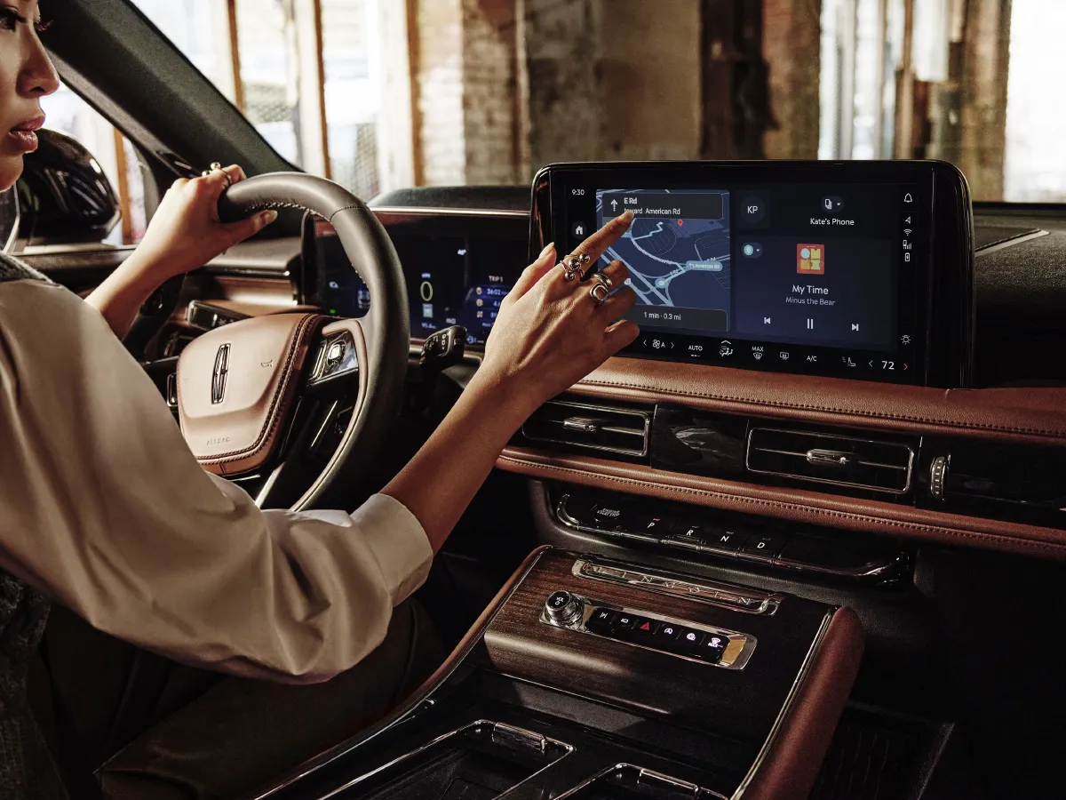 Lincoln Aviator,autocango,china used car exporter,china ev exporter,chinese used car exporter,chinese used ev exporter