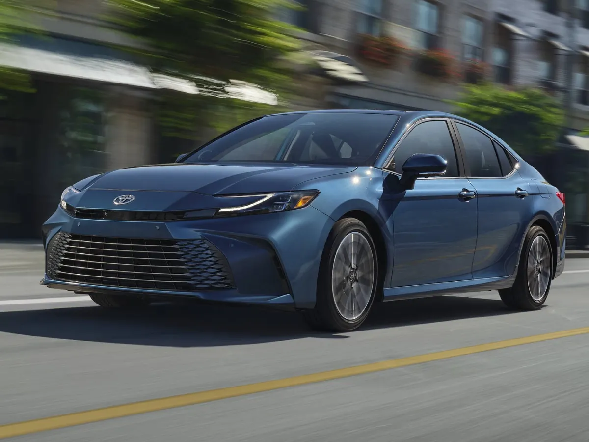 Toyota Camry,autocango,china used car exporter,china ev exporter,chinese used car exporter,chinese used ev exporter