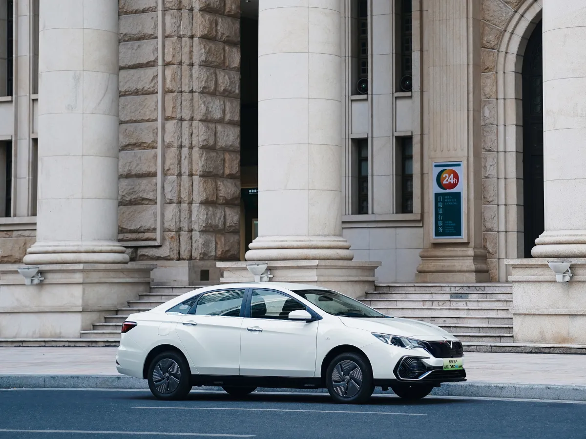 2023 Venucia D60 EV BEV 50KWH,autocango,china used car exporter,china ev exporter,chinese used car exporter,chinese used ev exporter