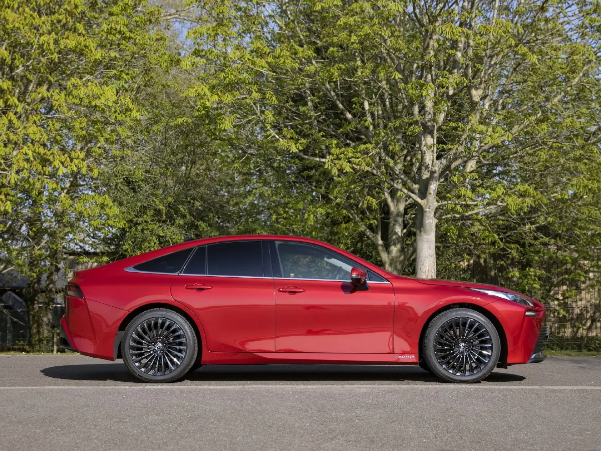 2023 Toyota Mirai,autocango,china used car exporter,china ev exporter,chinese used car exporter,chinese used ev exporter