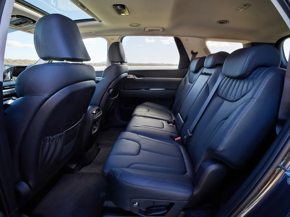 Hyundai Palisade,autocango,china used car exporter,china ev exporter,chinese used car exporter,chinese used ev exporter