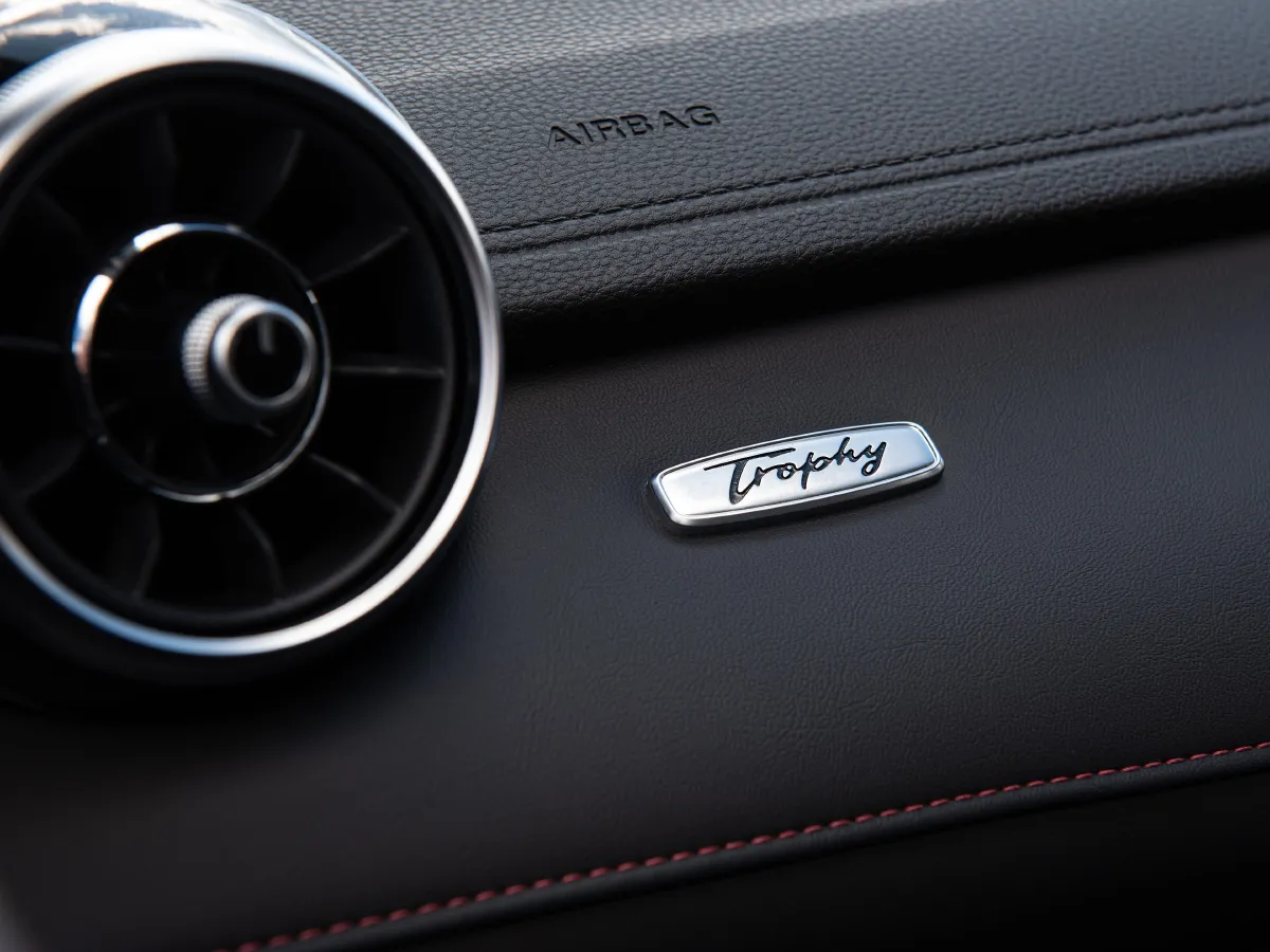 MG HS,autocango,china used car exporter,china ev exporter,chinese used car exporter,chinese used ev exporter