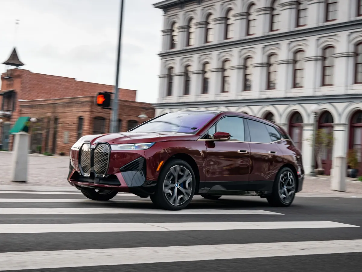 BMW iX,autocango,china used car exporter,china ev exporter,chinese used car exporter,chinese used ev exporter