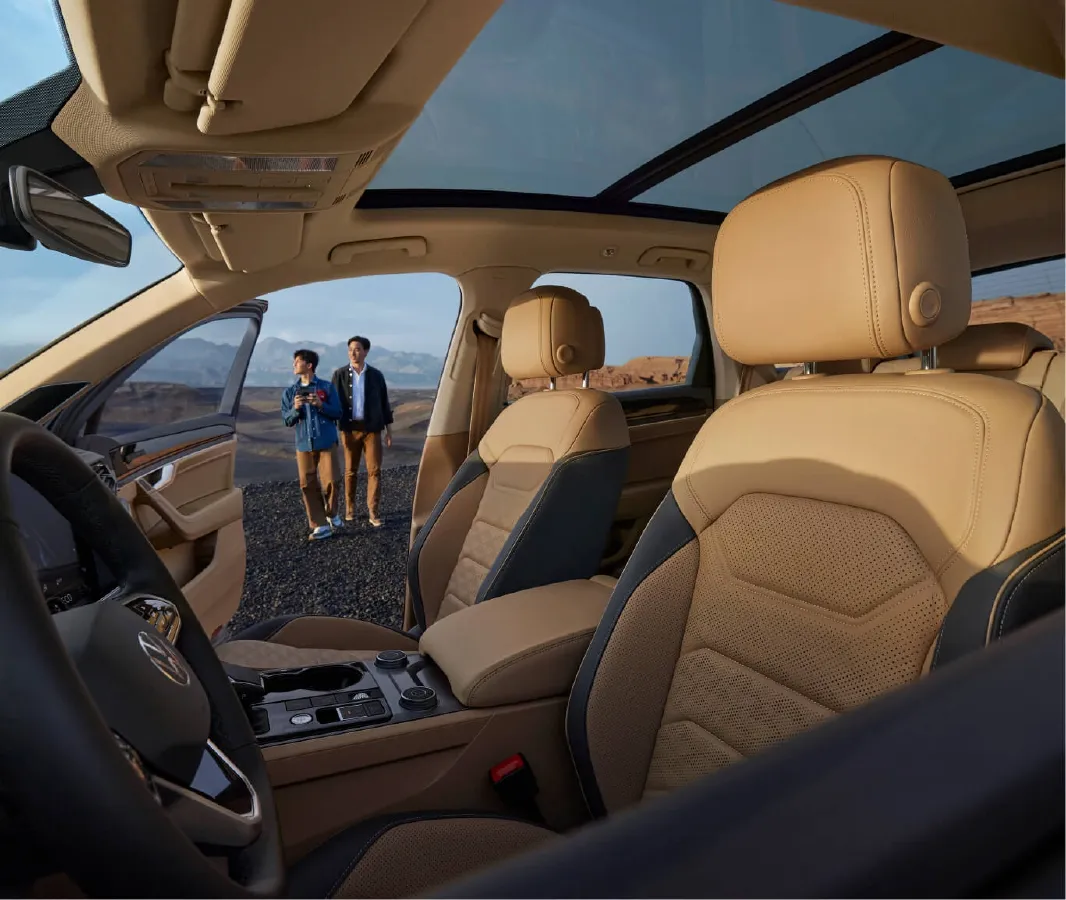 Volkswagen Touareg,autocango,china used car exporter,china ev exporter,chinese used car exporter,chinese used ev exporter