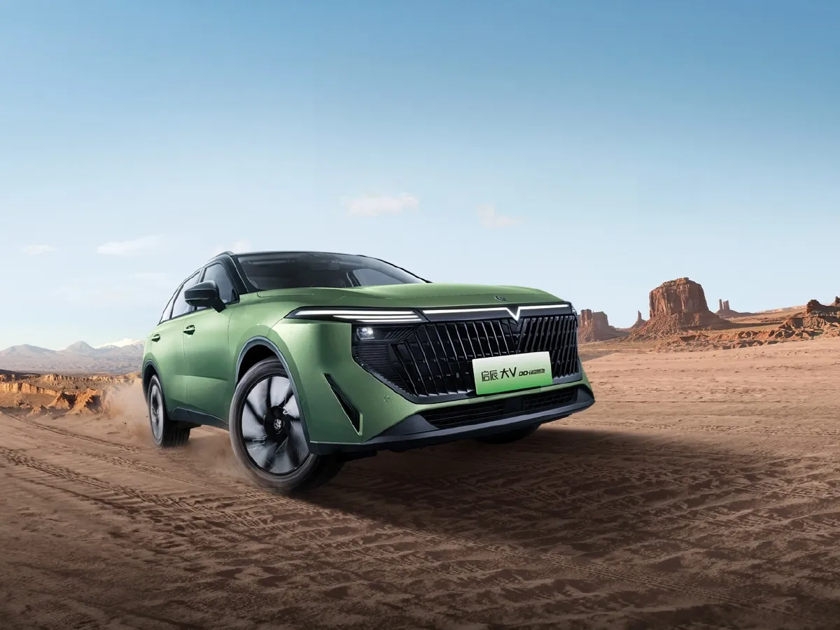 Venucia Grand V DD-i,autocango,china used car exporter,china ev exporter,chinese used car exporter,chinese used ev exporter