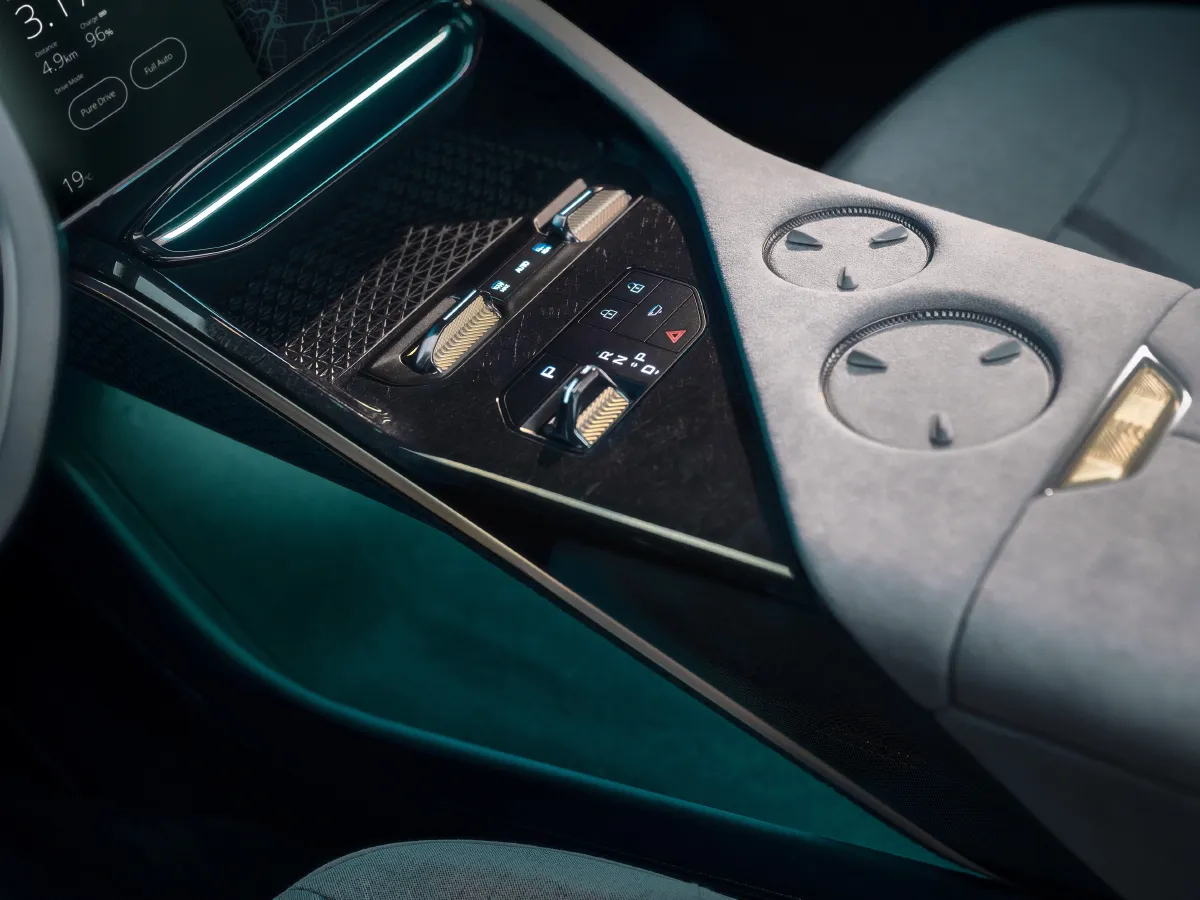 Lotus ELETRE,autocango,china used car exporter,china ev exporter,chinese used car exporter,chinese used ev exporter