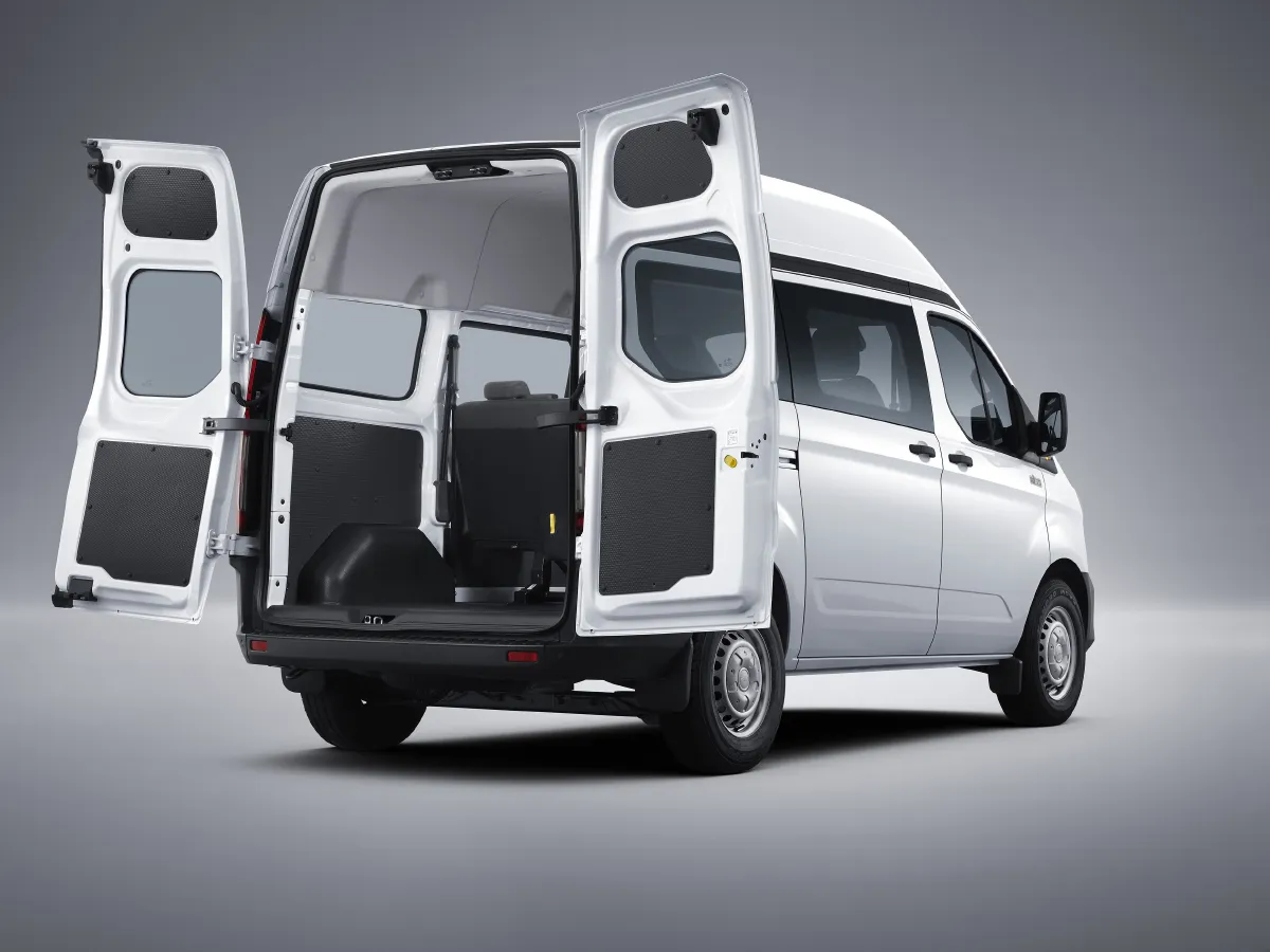 2023 Ford Transit 2.0T 220HP L4 9AT,autocango,china used car exporter,china ev exporter,chinese used car exporter,chinese used ev exporter