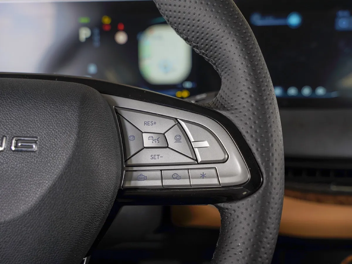 DongFeng Forthing XingHai V9,autocango,china used car exporter,china ev exporter,chinese used car exporter,chinese used ev exporter DongFeng Forthing XingHai V9,autocango,china used car exporter,china ev exporter,chinese used car exporter,chinese used ev exporter