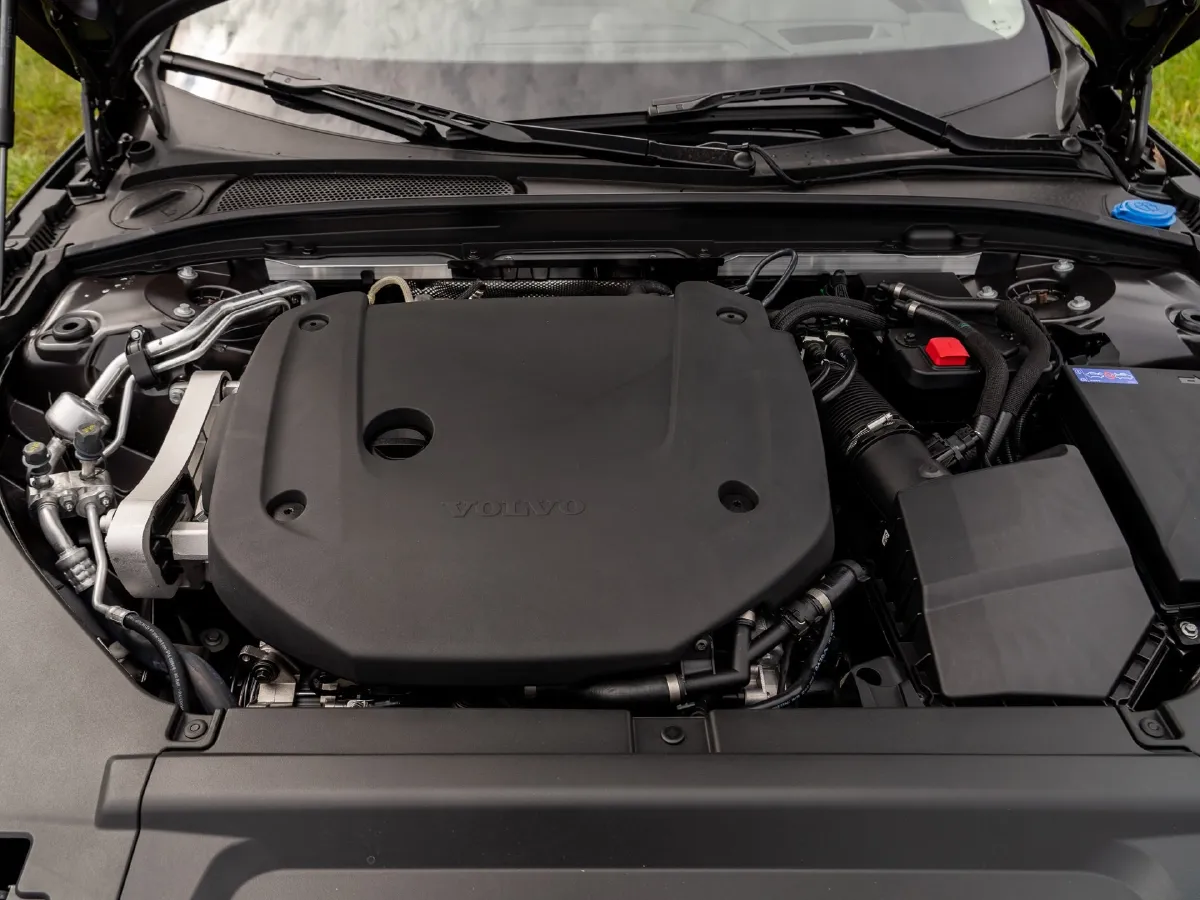 Volvo V90,autocango,china used car exporter,china ev exporter,chinese used car exporter,chinese used ev exporter