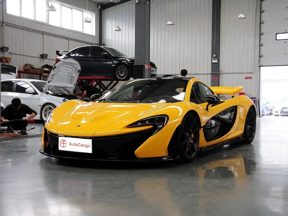 2014 McLaren P1 3.8T 737HP V8 7DCT PHEV