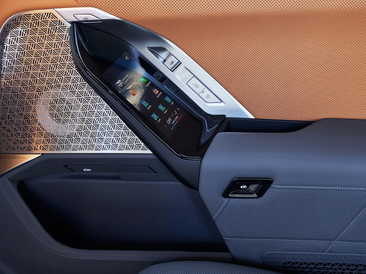 BMW i7,autocango,china used car exporter,china ev exporter,chinese used car exporter,chinese used ev exporter