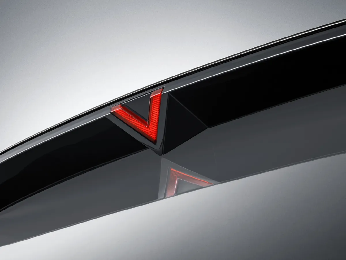 2020 Venucia Star 1.5T 190HP L4 6MT,autocango,china used car exporter,china ev exporter,chinese used car exporter,chinese used ev exporter