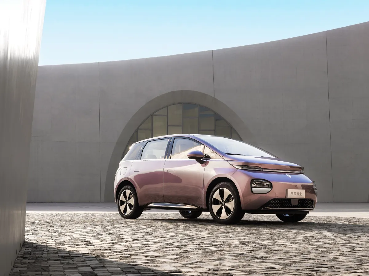 BaoJun Cloud,autocango,china used car exporter,china ev exporter,chinese used car exporter,chinese used ev exporter