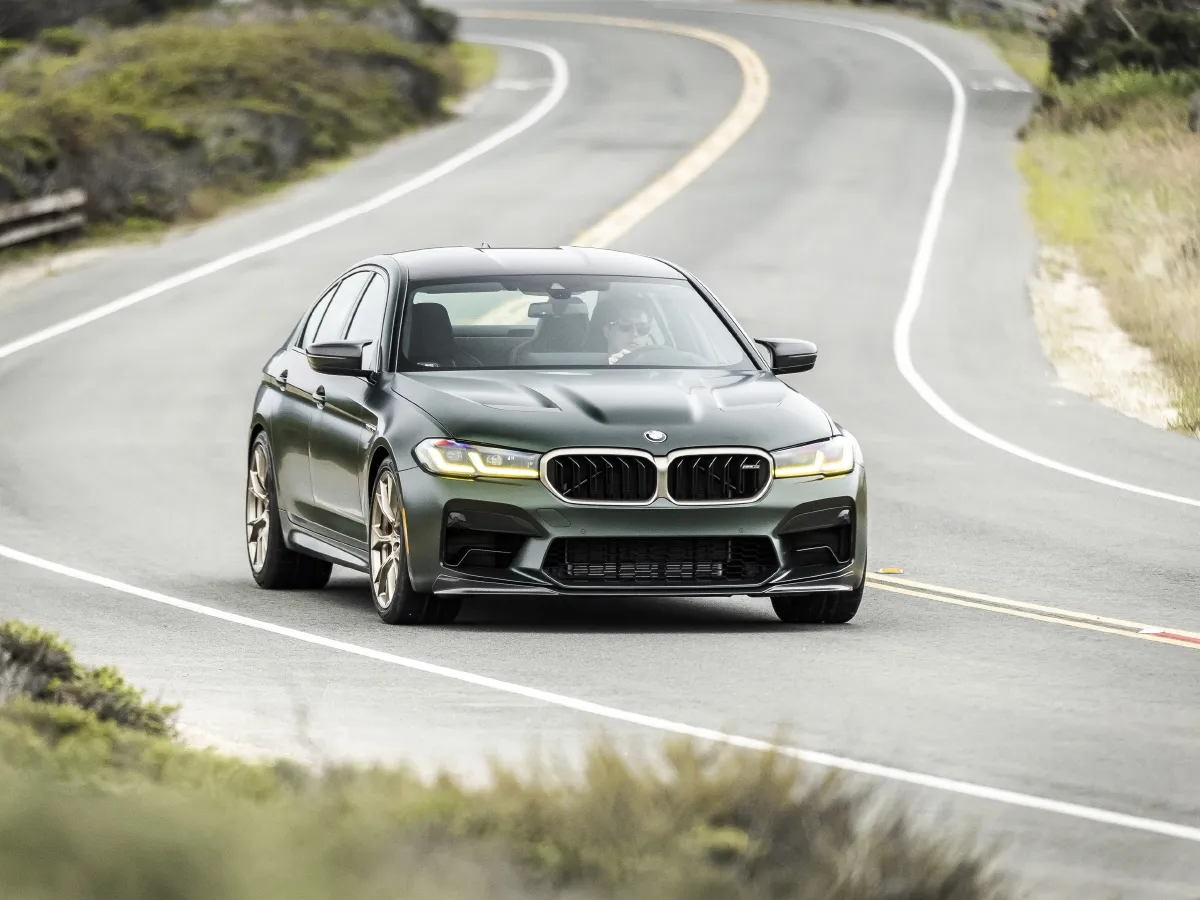 2012 BMW M5 4.4T 560HP V8 7DCT,autocango,china used car exporter,china ev exporter,chinese used car exporter,chinese used ev exporter