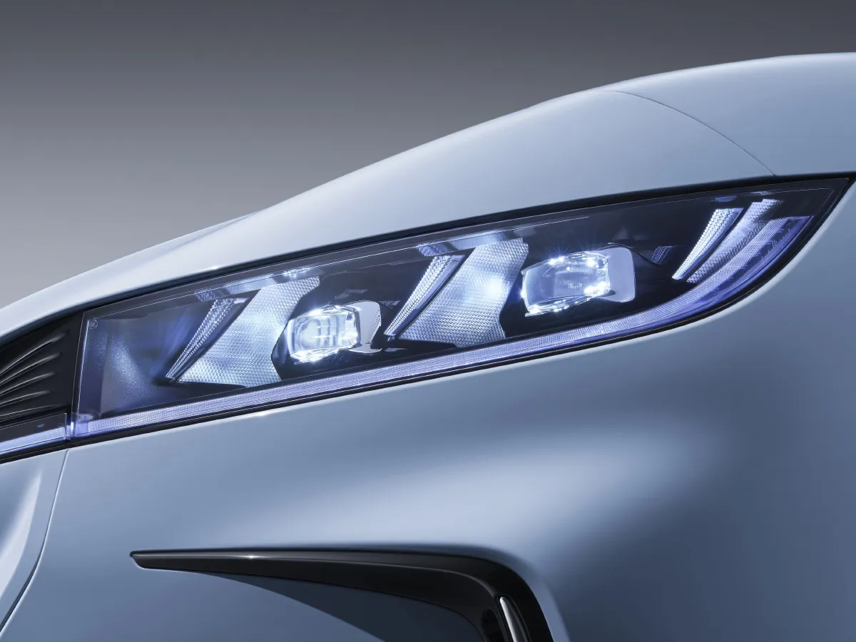 Voyah ZhuiGuang,autocango,china used car exporter,china ev exporter,chinese used car exporter,chinese used ev exporter