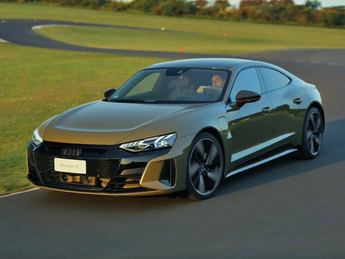 2023 Audi RS e-tron GT 2AT BEV 93.4KWH,autocango,china used car exporter,china ev exporter,chinese used car exporter,chinese used ev exporter