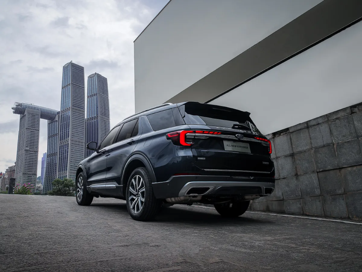 Ford Explorer,autocango,china used car exporter,china ev exporter,chinese used car exporter,chinese used ev exporter