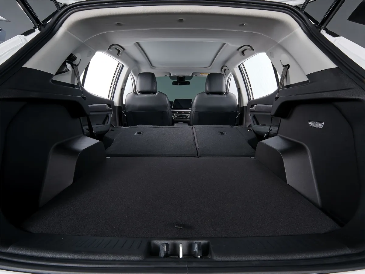 Soueast DX5,autocango,china used car exporter,china ev exporter,chinese used car exporter,chinese used ev exporter