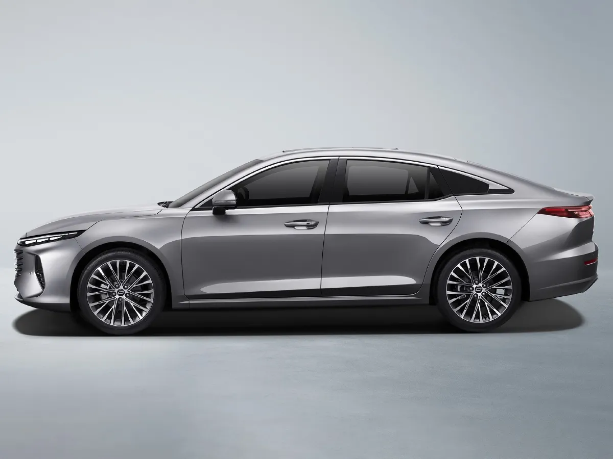 2023 Bestune B70 1.5T 169HP L4 7DCT,autocango,china used car exporter,china ev exporter,chinese used car exporter,chinese used ev exporter