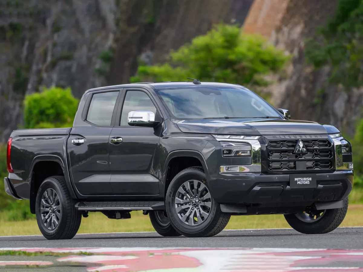 2023 Mitsubishi L200 2.3T 150HP L4 6AT,autocango,china used car exporter,china ev exporter,chinese used car exporter,chinese used ev exporter