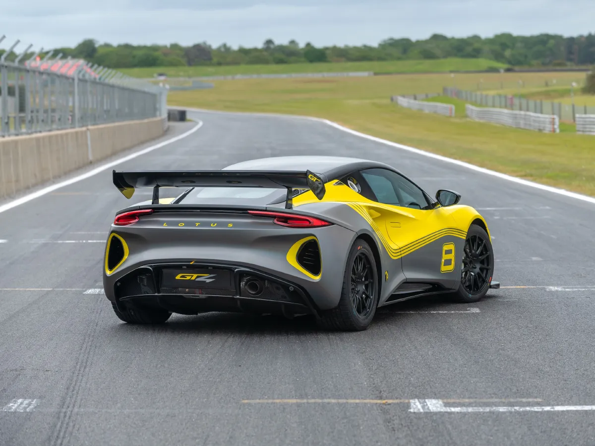 Lotus EMIRA,autocango,china used car exporter,china ev exporter,chinese used car exporter,chinese used ev exporter