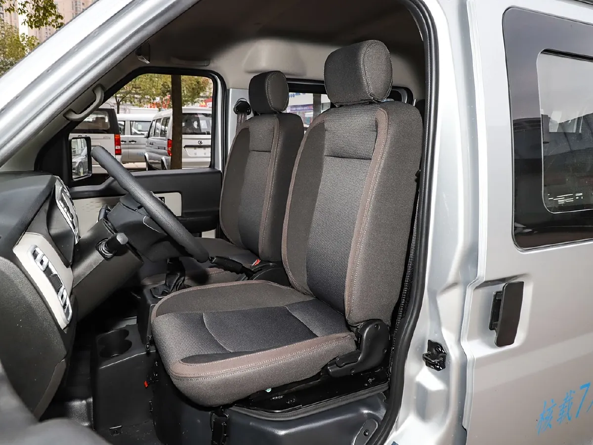 DongFeng DFSK C36,autocango,china used car exporter,china ev exporter,chinese used car exporter,chinese used ev exporter DongFeng DFSK C36,autocango,china used car exporter,china ev exporter,chinese used car exporter,chinese used ev exporter