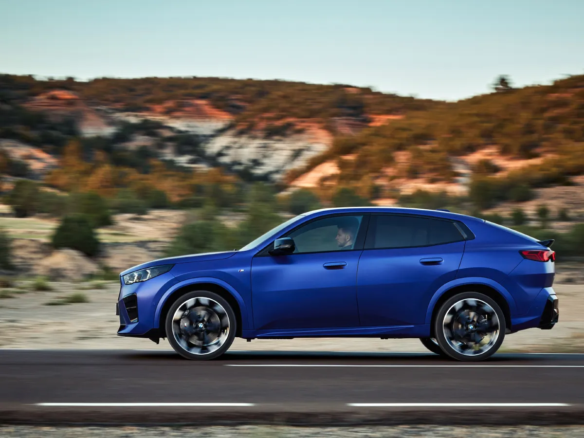 BMW X2,autocango,china used car exporter,china ev exporter,chinese used car exporter,chinese used ev exporter