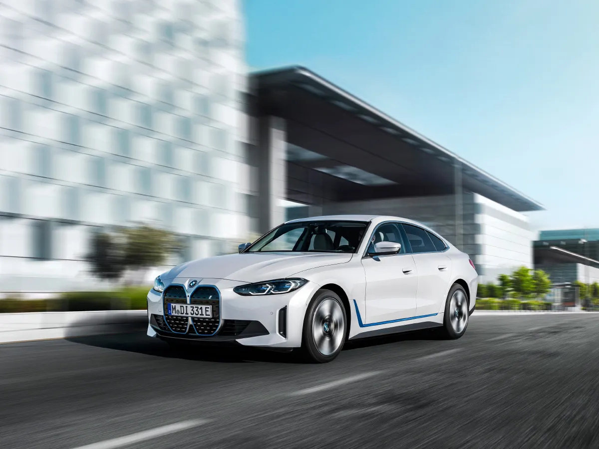 BMW i4,autocango,china used car exporter,china ev exporter,chinese used car exporter,chinese used ev exporter