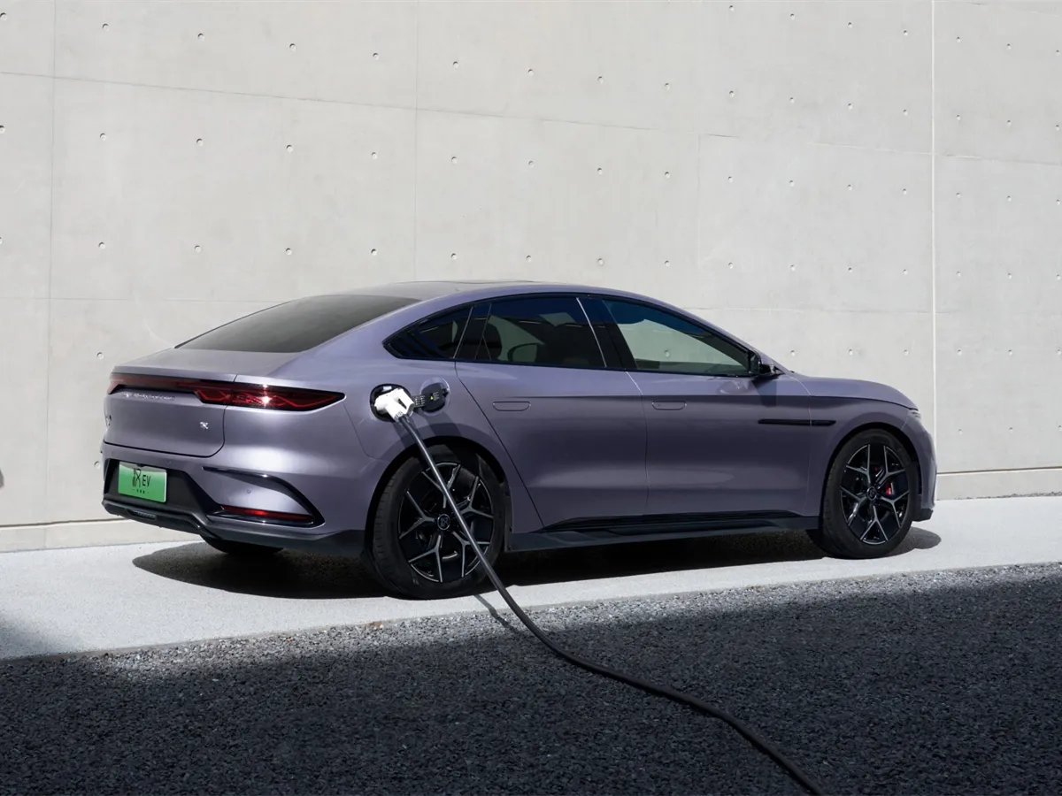 BYD Han,autocango,china used car exporter,china ev exporter,chinese used car exporter,chinese used ev exporter