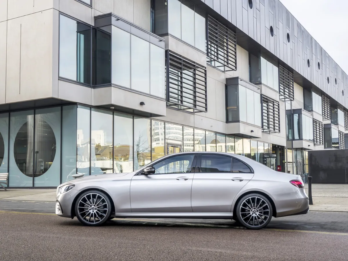 Mercedes-Benz E Class,autocango,china used car exporter,china ev exporter,chinese used car exporter,chinese used ev exporter