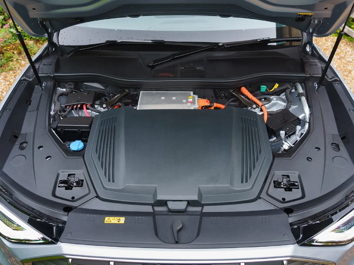 Audi e-tron,autocango,china used car exporter,china ev exporter,chinese used car exporter,chinese used ev exporter