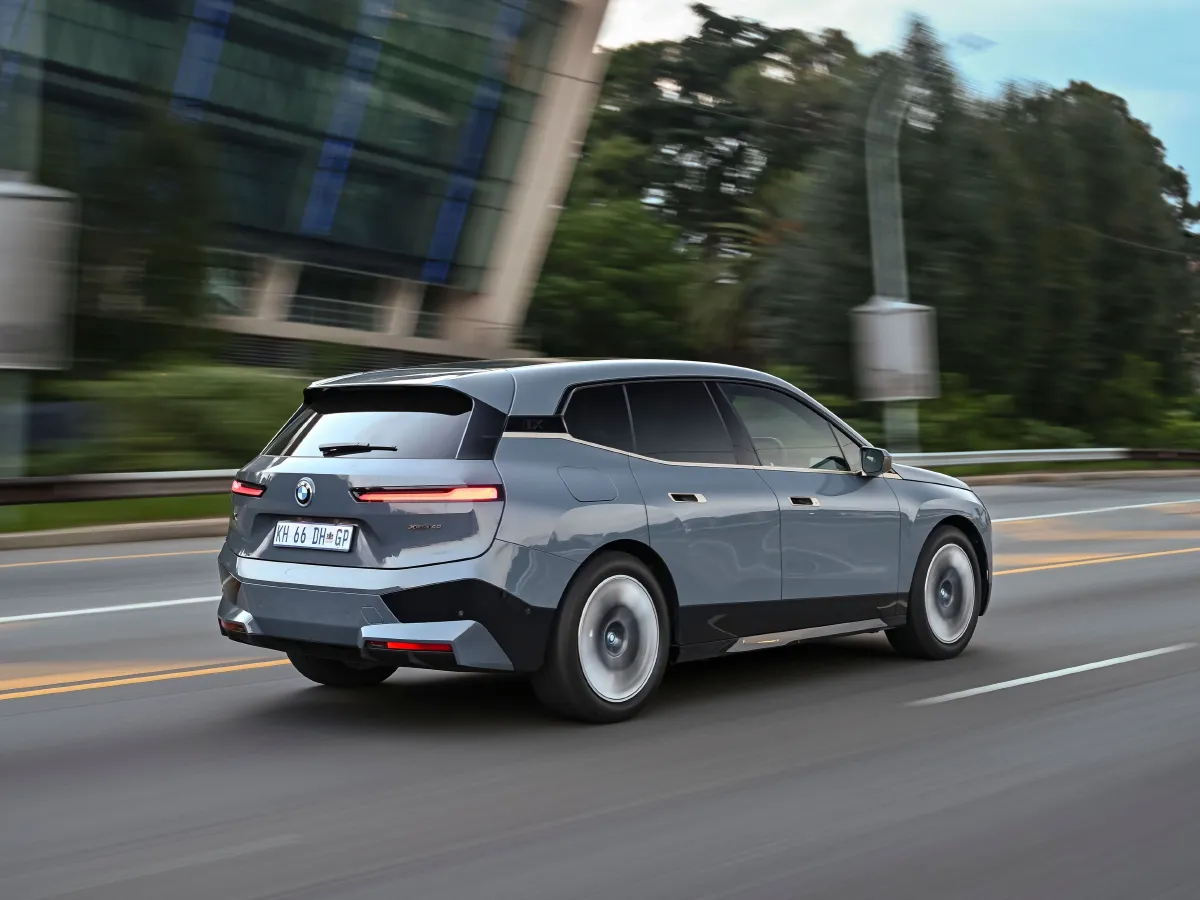 BMW iX,autocango,china used car exporter,china ev exporter,chinese used car exporter,chinese used ev exporter