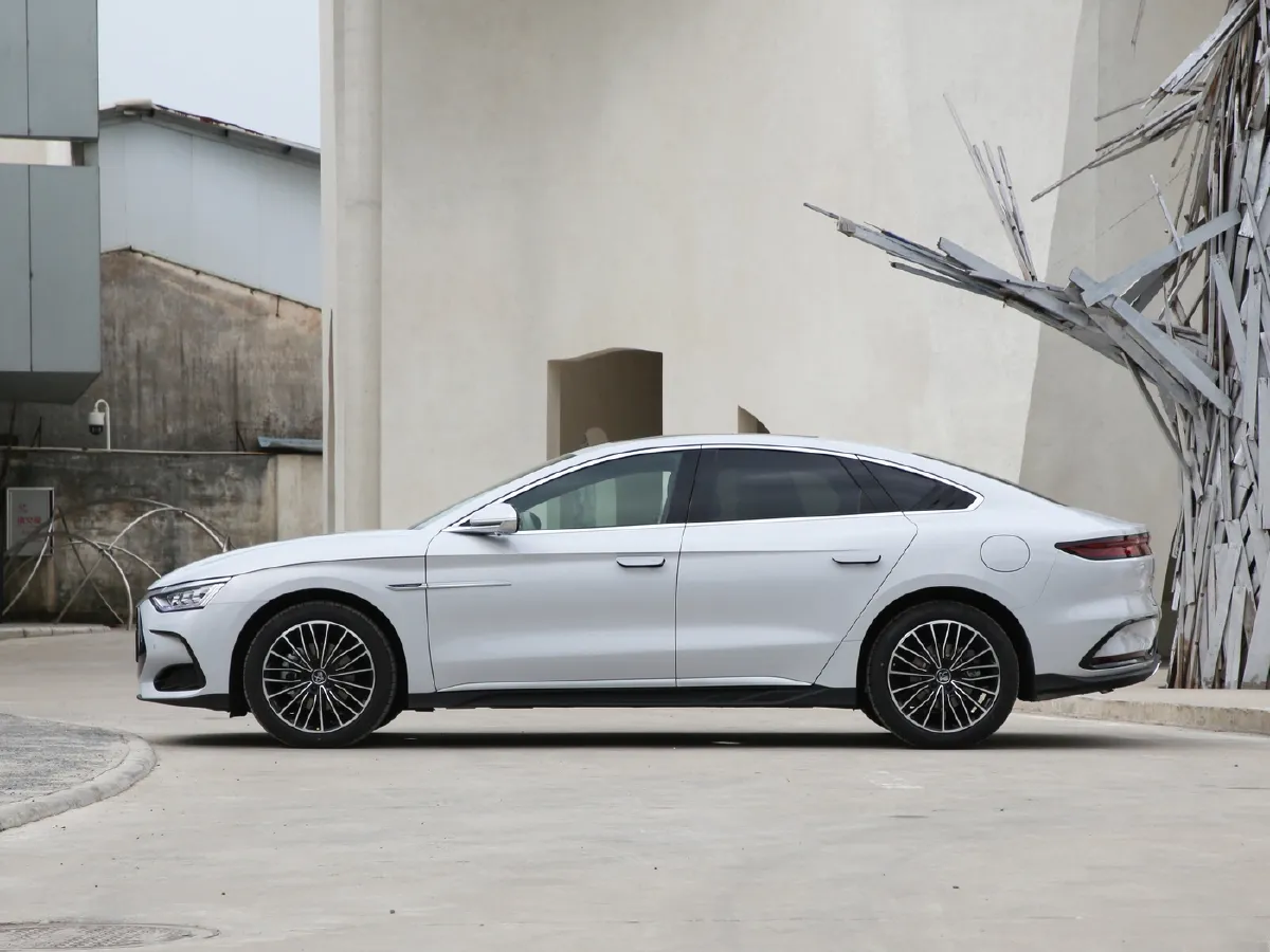 BYD Han,autocango,china used car exporter,china ev exporter,chinese used car exporter,chinese used ev exporter