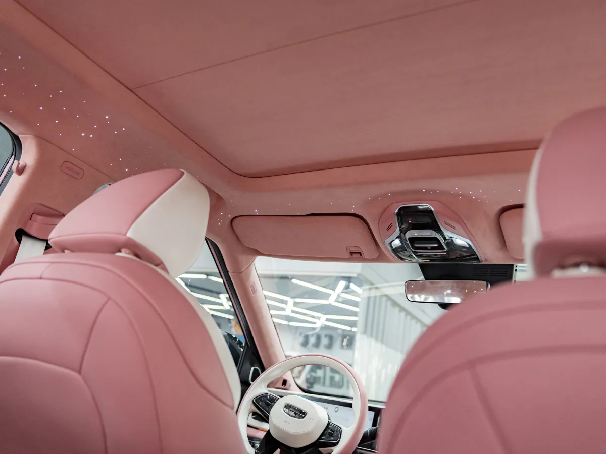 Geely ICON,autocango,china used car exporter,china ev exporter,chinese used car exporter,chinese used ev exporter