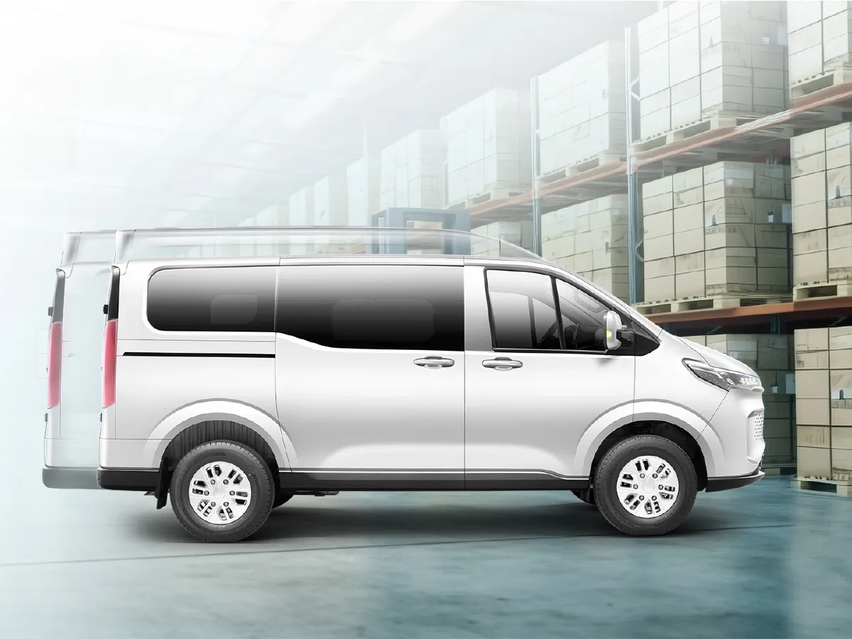 Iveco JuXing,autocango,china used car exporter,china ev exporter,chinese used car exporter,chinese used ev exporter