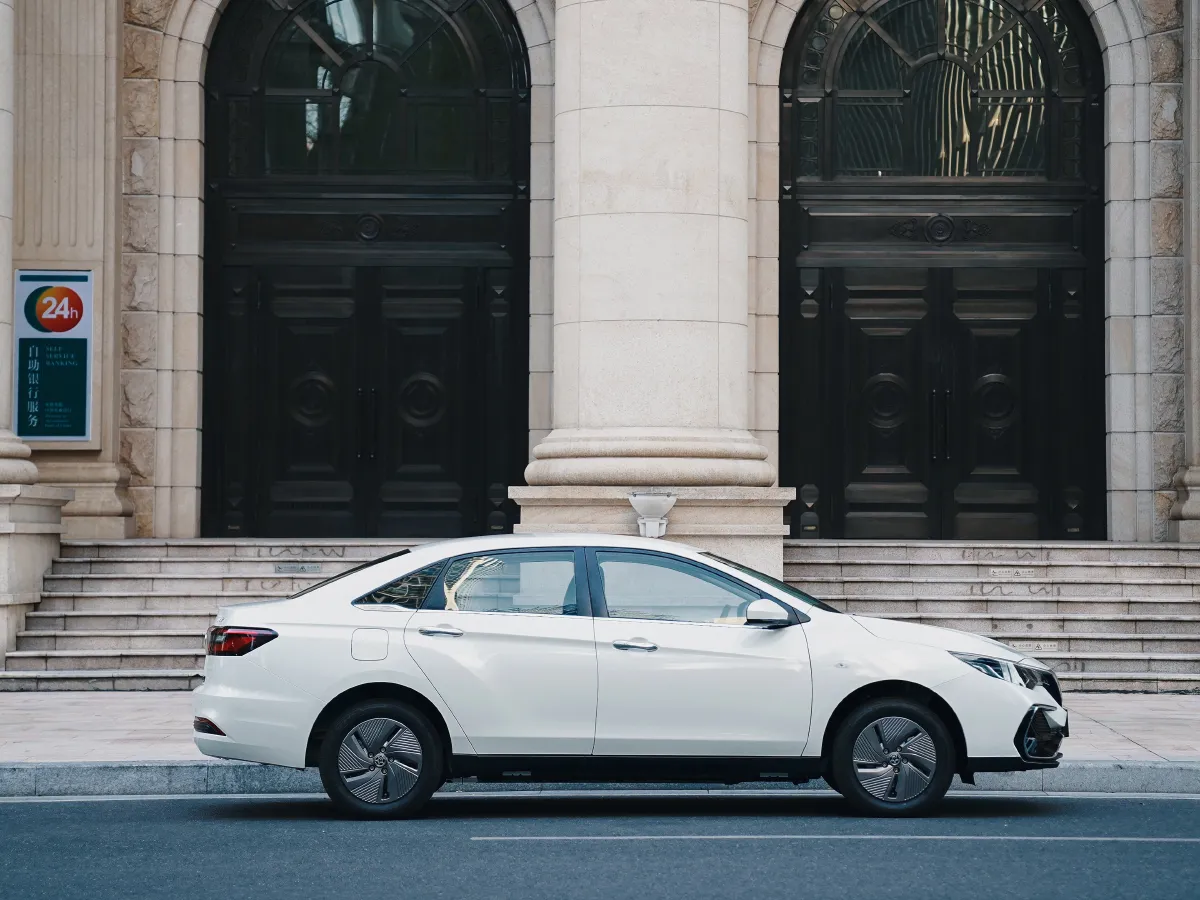 2023 Venucia D60 EV BEV 50KWH,autocango,china used car exporter,china ev exporter,chinese used car exporter,chinese used ev exporter