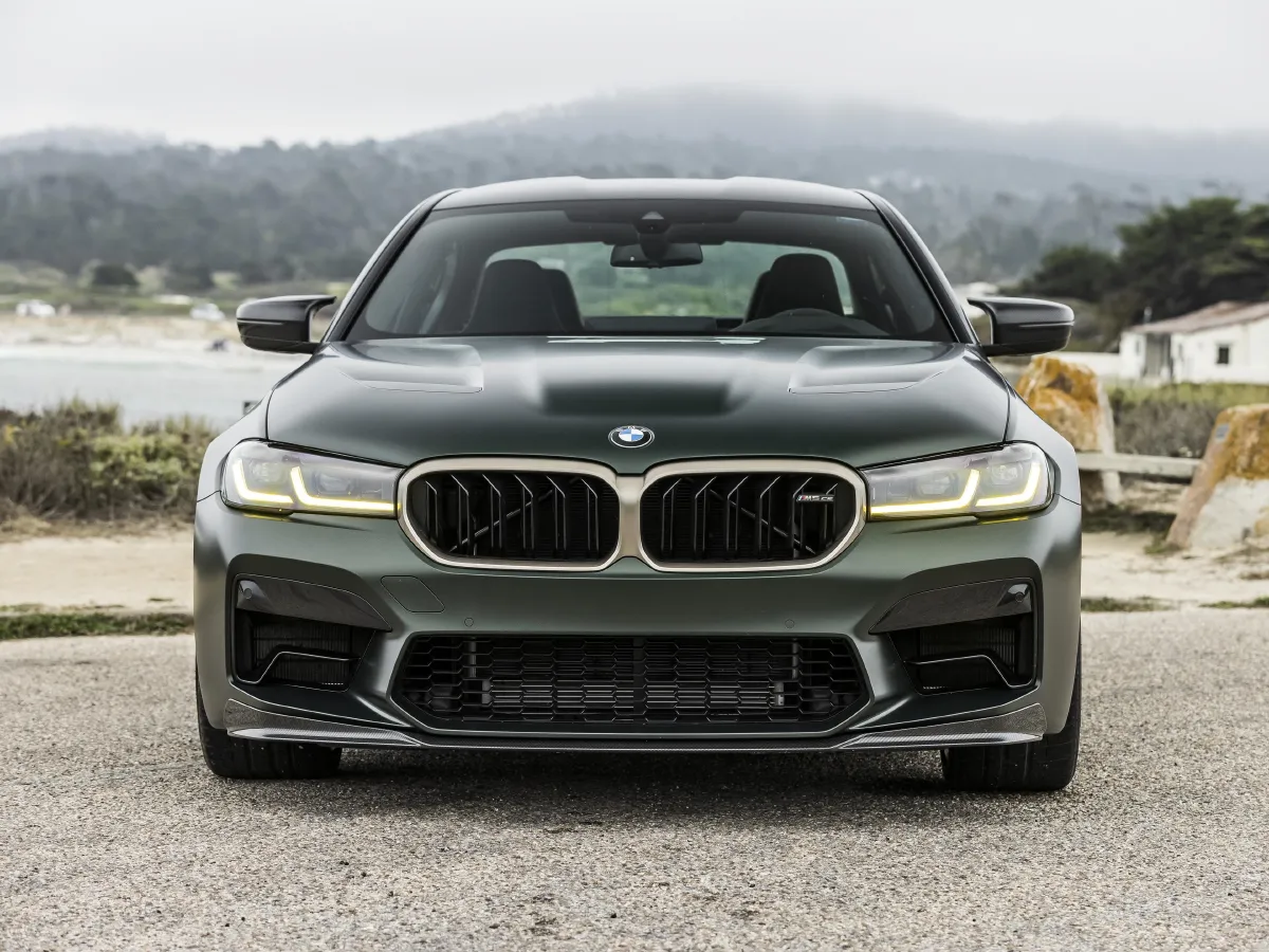 2012 BMW M5 4.4T 560HP V8 7DCT,autocango,china used car exporter,china ev exporter,chinese used car exporter,chinese used ev exporter