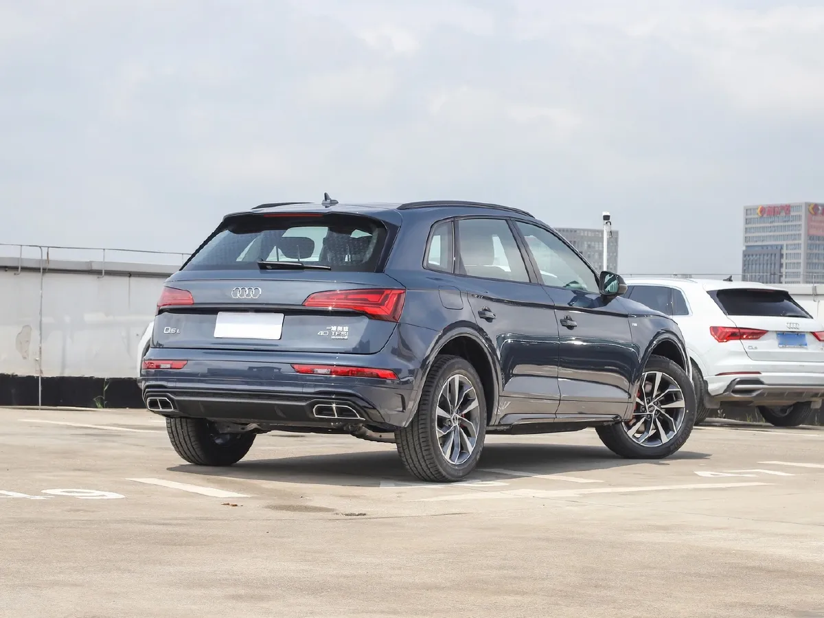 Audi Q5L,autocango,china used car exporter,china ev exporter,chinese used car exporter,chinese used ev exporter