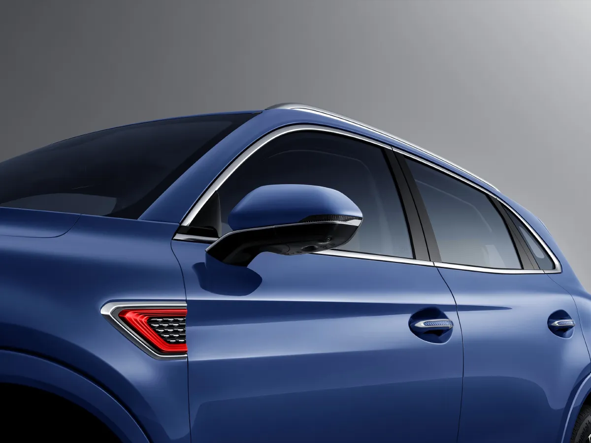 HongQi HS5,autocango,china used car exporter,china ev exporter,chinese used car exporter,chinese used ev exporter